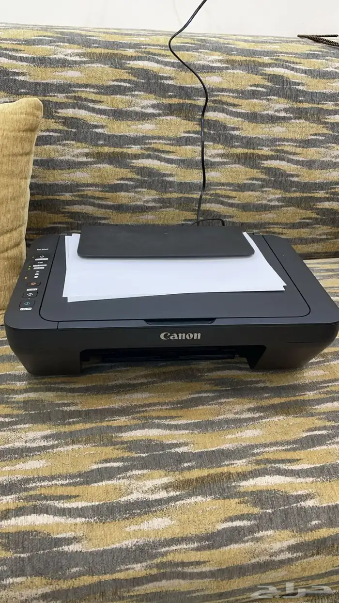 طابعه كانون ابيض وملون 0