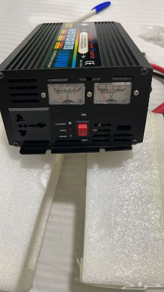 للبيع محول على البطاريه من 12v الى 220 3