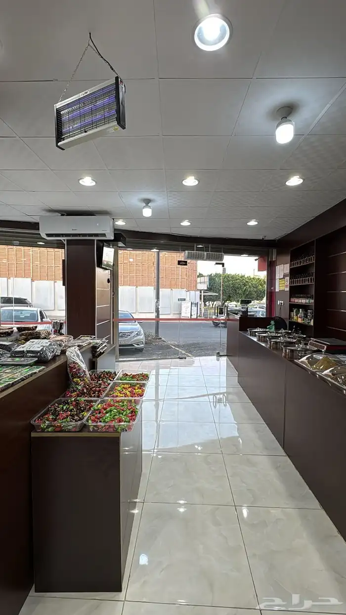 للتقبل محل عطاره بن مكسرات في حي الريان 4