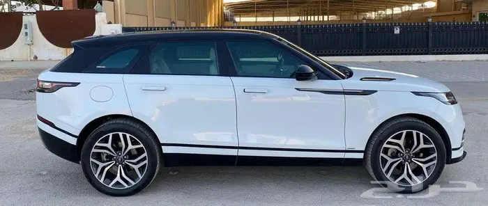 لاندروفر فيلار 2019 4