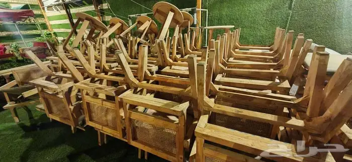 كراسي وطاولات خارجية لمحلات الكوفي والشاي 5