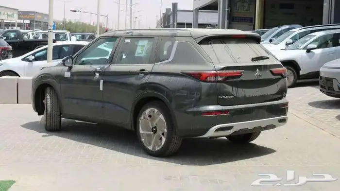 ميتسوبيشي اوتلاندر نص فل وفل كامل7 راكب 2025 كاش واقساط 14