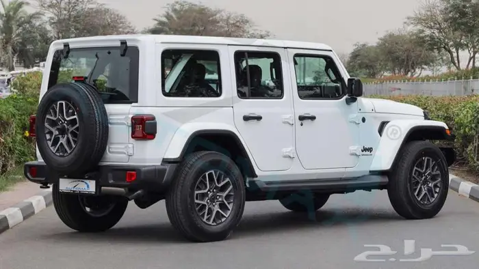 جيب رانجلر انلمتد صحارى 2025 خليجي اصفار مع ضمان الوكيل 3
