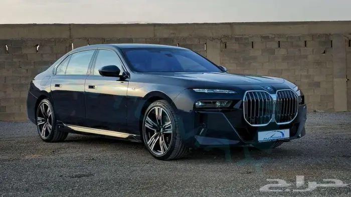 بي ام دبليو 735i M 2026 خليجي اصفار مع ضمان الوكيل 0