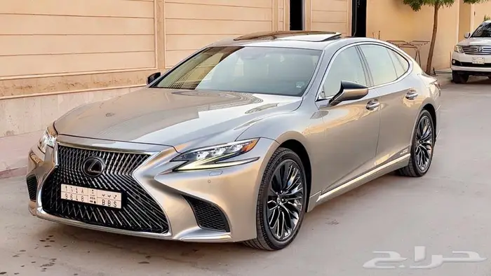 لكزس LS500h فل كامل 2018 نظيفة جدا 1