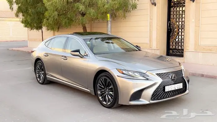 لكزس LS500h فل كامل 2018 نظيفة جدا 0
