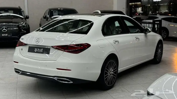 2025مرسيدس سي 200 MERCEDES C 5