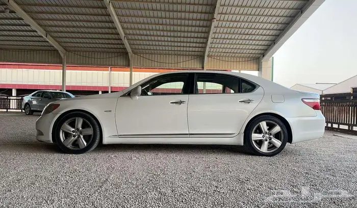 ليكزس LS 460 L قير اوتماتيك 2009 4