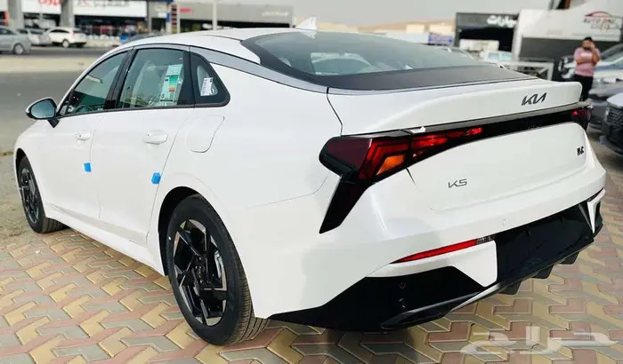 كيا كي 5 موديل 2025 جميع الفئات كاش و اقساط 3