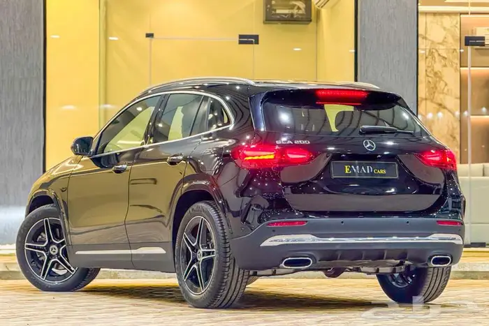 مرسيدس GLA 200 AMG KIT 2024 اسود الشكل الجديد 3