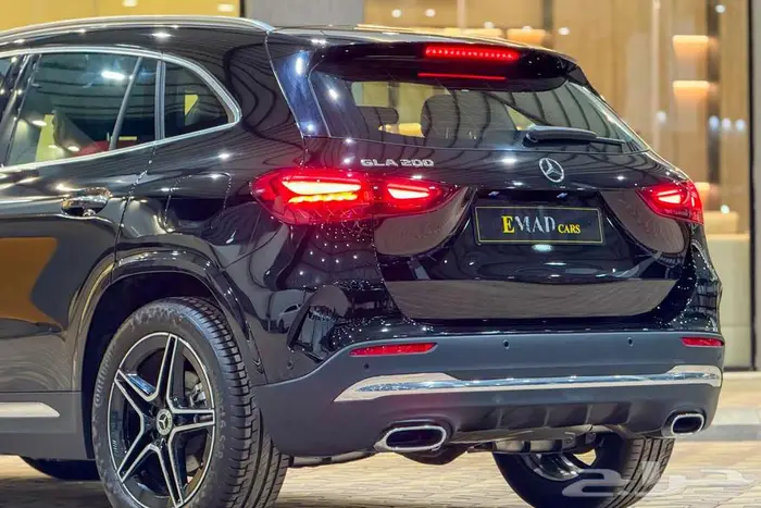 مرسيدس GLA 200 AMG KIT 2024 اسود الشكل الجديد 4