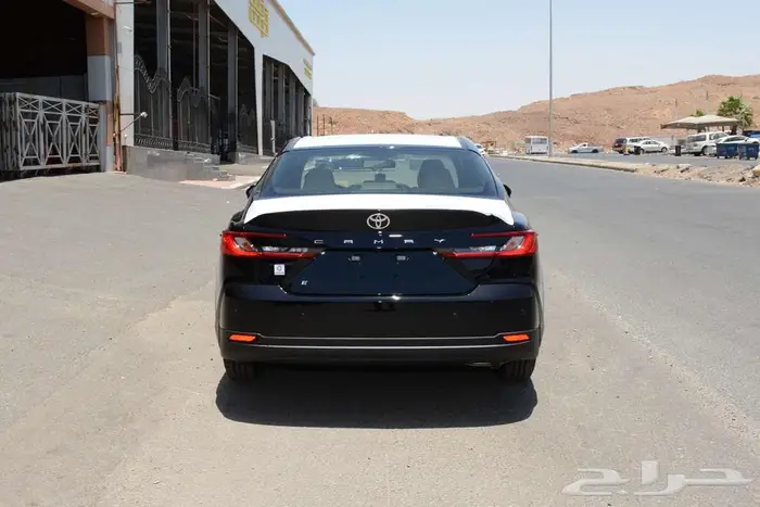 تويوتا كامري 2025 E بنزين بالنقد او التقسيط 5