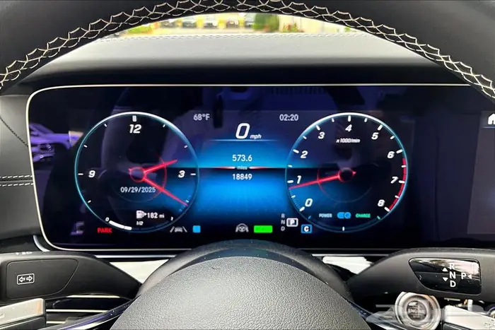 مرسيدس CLS450 2022 داخلية طلبية خاصة من المصنع 6