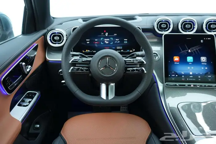 مرسيدس GLC 200 Coupe موديل 2026 أصفار خليجي أخضر فضي جملي 7