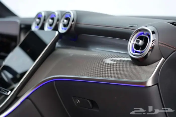 مرسيدس GLC 200 Coupe موديل 2026 أصفار خليجي أخضر فضي جملي 12