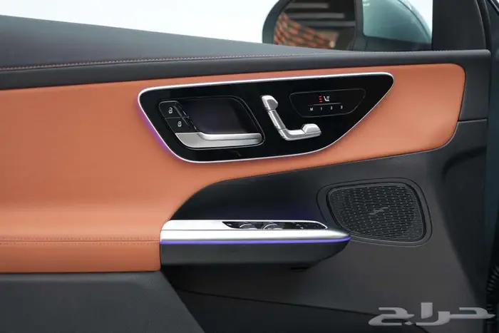 مرسيدس GLC 200 Coupe موديل 2026 أصفار خليجي أخضر فضي جملي 14