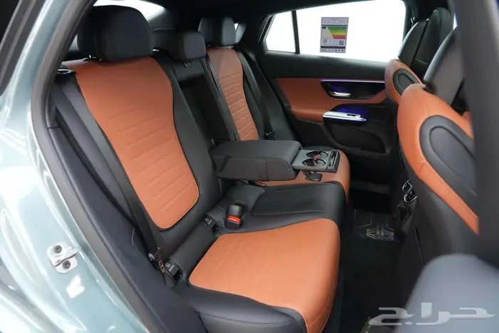 مرسيدس GLC 200 Coupe موديل 2026 أصفار خليجي أخضر فضي جملي 15