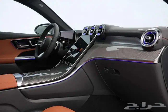 مرسيدس GLC 200 Coupe موديل 2026 أصفار خليجي رمادي غامق جملي 8