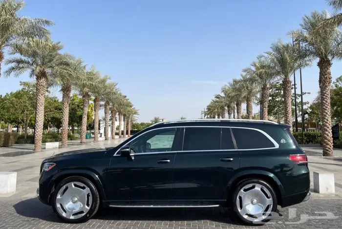 مرسيدس GLS 450 معدل مايباخ GLS 600 2021لون أخضر داخليه 2