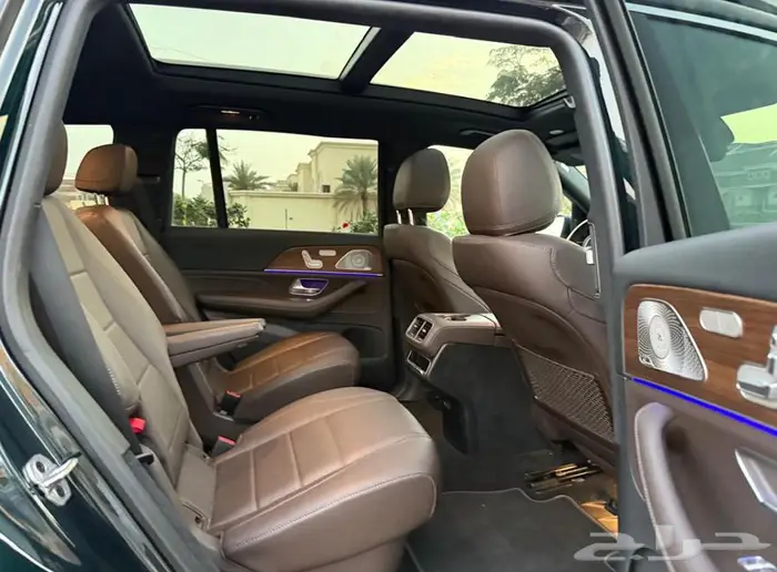 مرسيدس GLS 450 معدل مايباخ GLS 600 2021لون أخضر داخليه 21