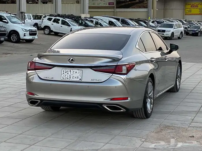 لكزس ES350 CC 2024 12