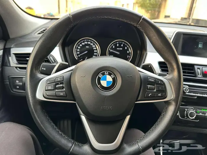 2022 BMW X2 with mid option f sales 2nd owner accident free 11