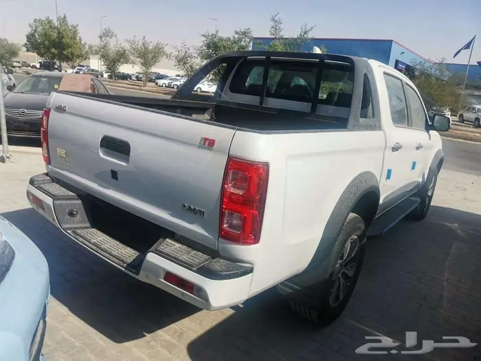 جاك GAC T8 دبل ديزل موديل 2025 لون ابيض 3