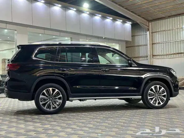 ام جي اسود 2021 M G 5