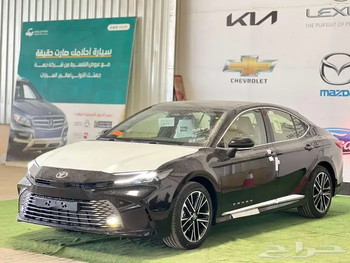 تويوتا كامرى جراندى بنزين 2025 12