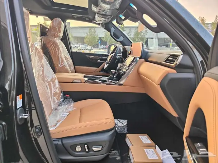 لكزس LX 600 BB فل كامل 2025 سعودي بطاقة جمركية 8