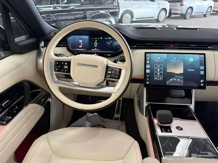 رنج روفر HSE V8 موديل 2025 - داخلي أوف وايت - 9