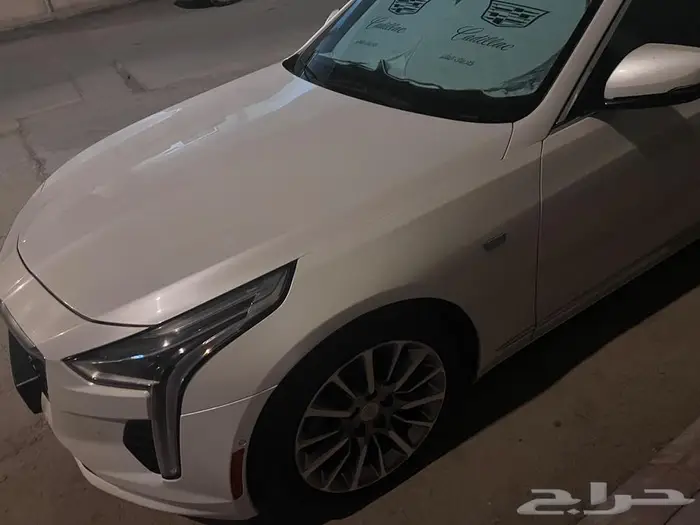 للبيع ct6 كاديلاك 9