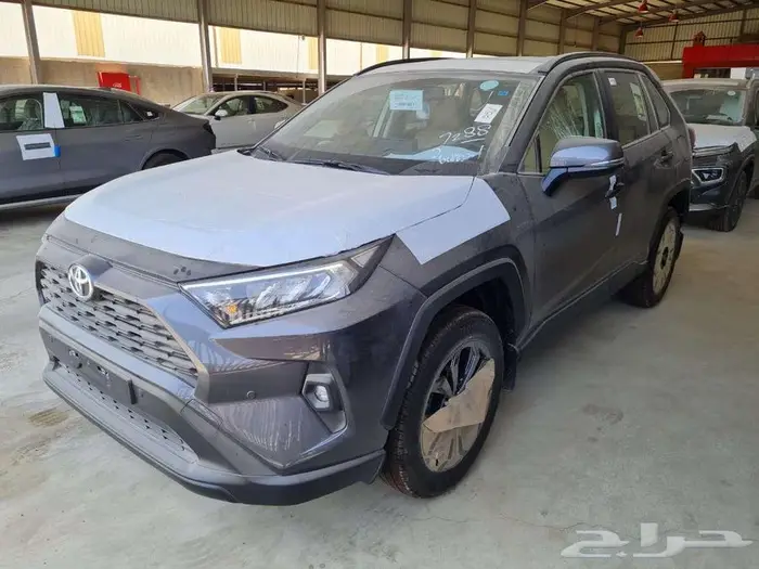 تويتا راف فور XLE 2025 كاش وتقسيط 9