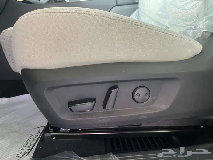 نيسان اكستريل 7 مقاعد SV 2025 بلس 16