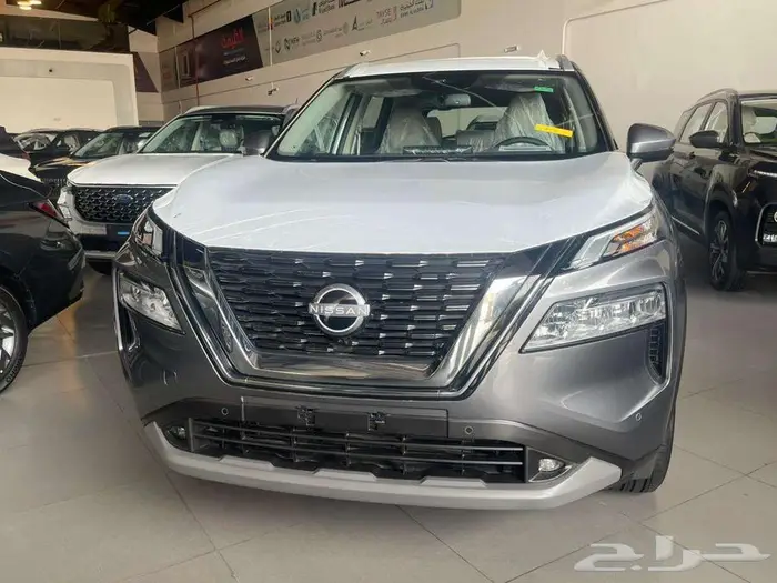 نيسان اكستريل 7 مقاعد SV 2025 بلس 4