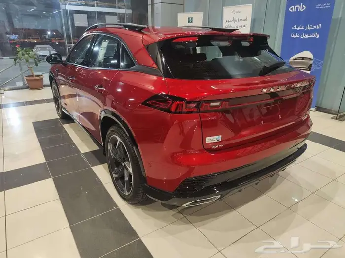 بيستون B70S 2023 ليموزين 2.0 4
