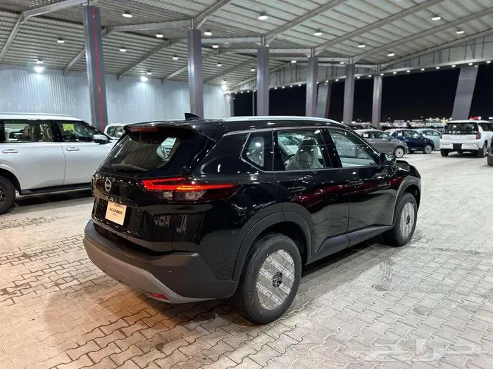 اكس تريل __ 5مقاعد دبل ___ 2025 5