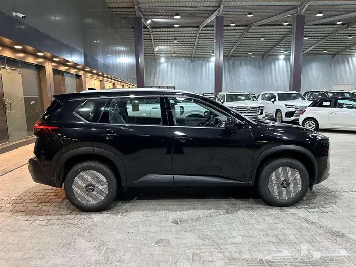 اكس تريل __ 5مقاعد دبل ___ 2025 3