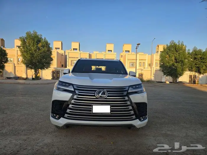 جيب لكزس BB 2022 بريمي 9