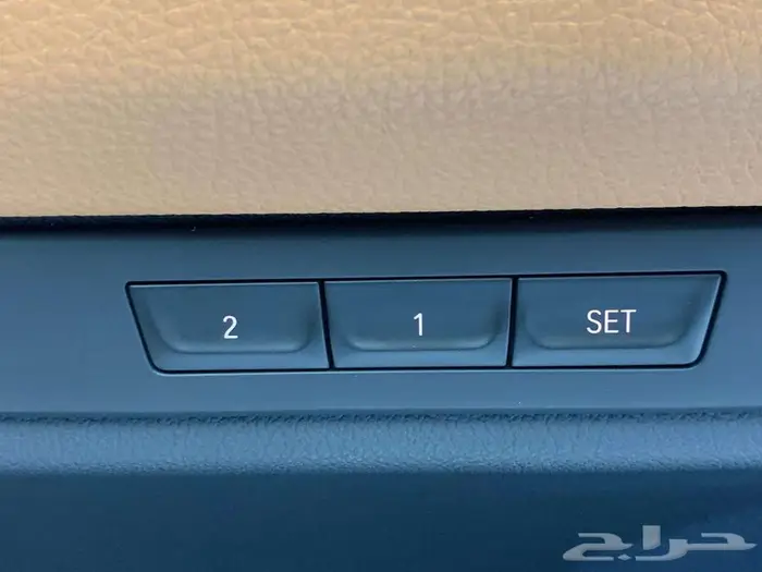بي ام دبليو ممشا 61 LI730 2020 . 35