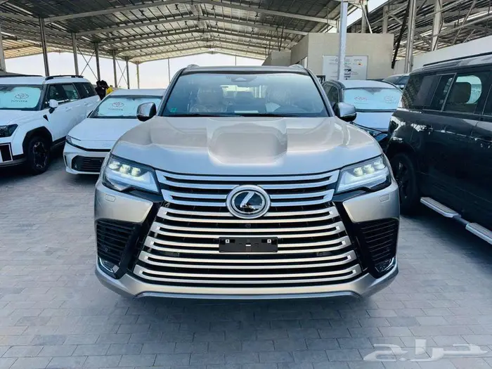 عرض خاص لكزس BB موديل 2025 بطاقه جمركيه بالنقد والتقسيط 0