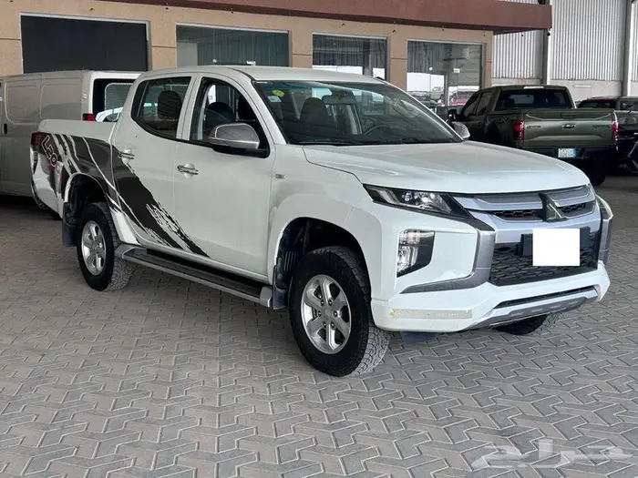 ميستوبيشي_L200_دبل _2022 1