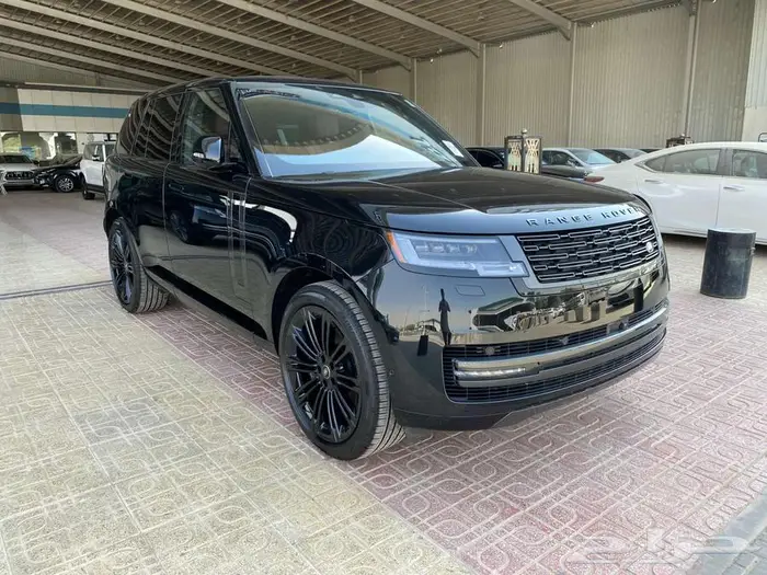 رنج روفر SE V8 موديل 2025 Black Edition 1
