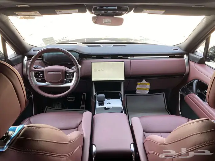رنج روفر SE V8 موديل 2025 Black Edition 12
