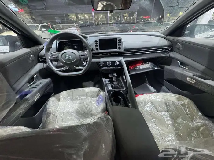 هيوانداى النترا سمارت 2000 cc ابيض موديل 2026 6