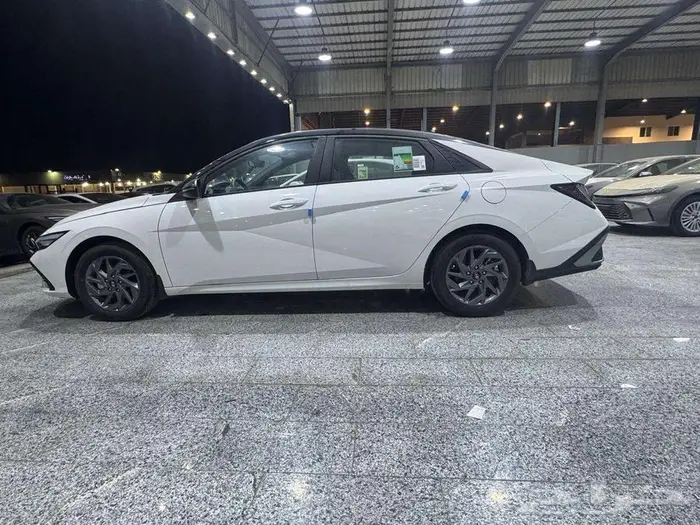 هيوانداى النترا سمارت 2000 cc ابيض موديل 2026 3