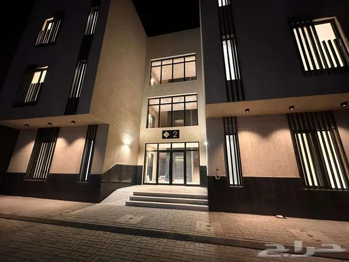 شقة 4 غرف في مخطط مروج السلطان(مجاورة لطريق الامير سلطان) 0