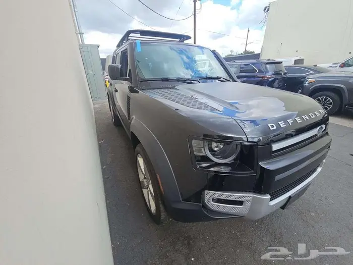 Land Rover Defender 110 SE 0