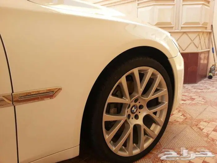 نوفر جميع انواع الجنوط BMW اصلية وكالة 10