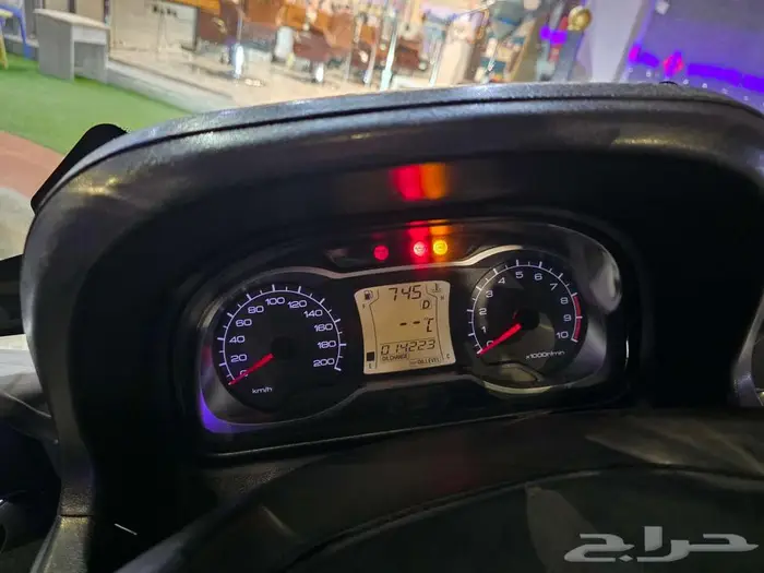 2014 سوزوكي برجمان 650 للبيع 4